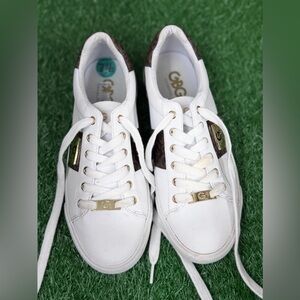 GBG Los Angeles White‎ Sneakers Size 7.5
